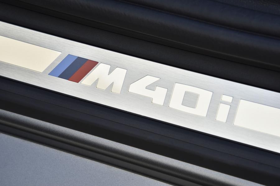Логотип BMW Z4 M40i (G29) 2018 года  (WW) (фото 158 из 179)